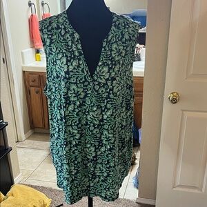 Floral Green and Navy Sleeveless Top